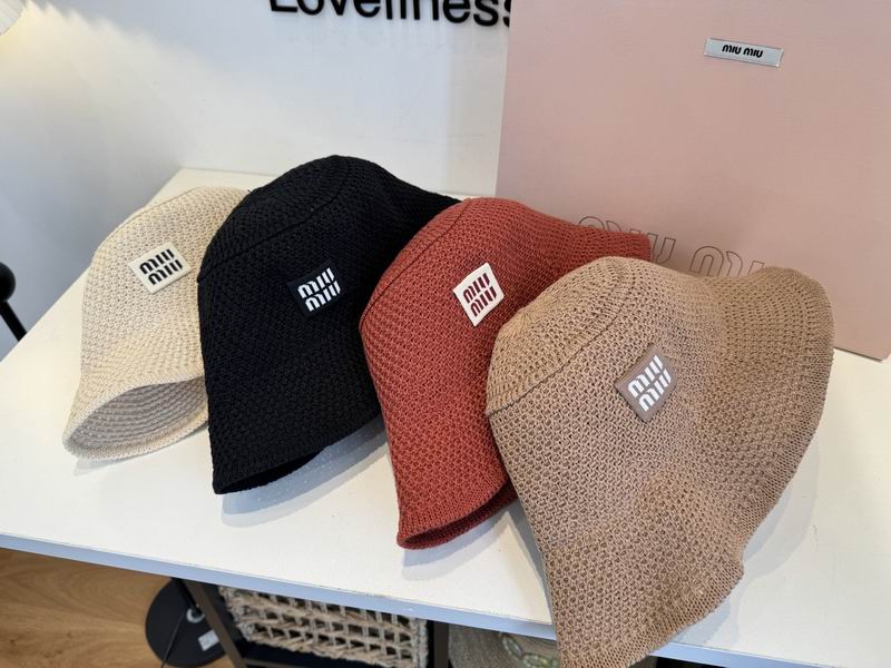 Miumiu hat 082903